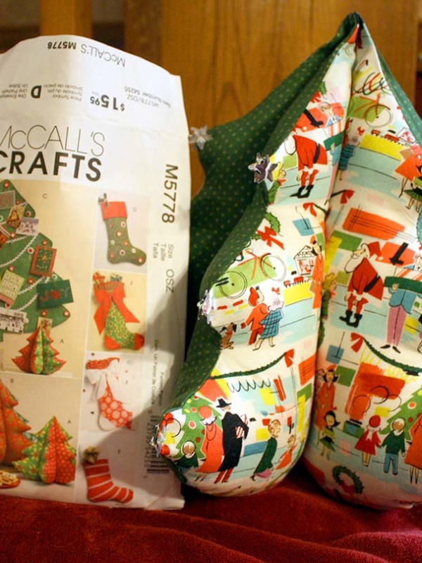 Sewing a Stuffed Christmas Tree: A Fun Vintage Craft M5778